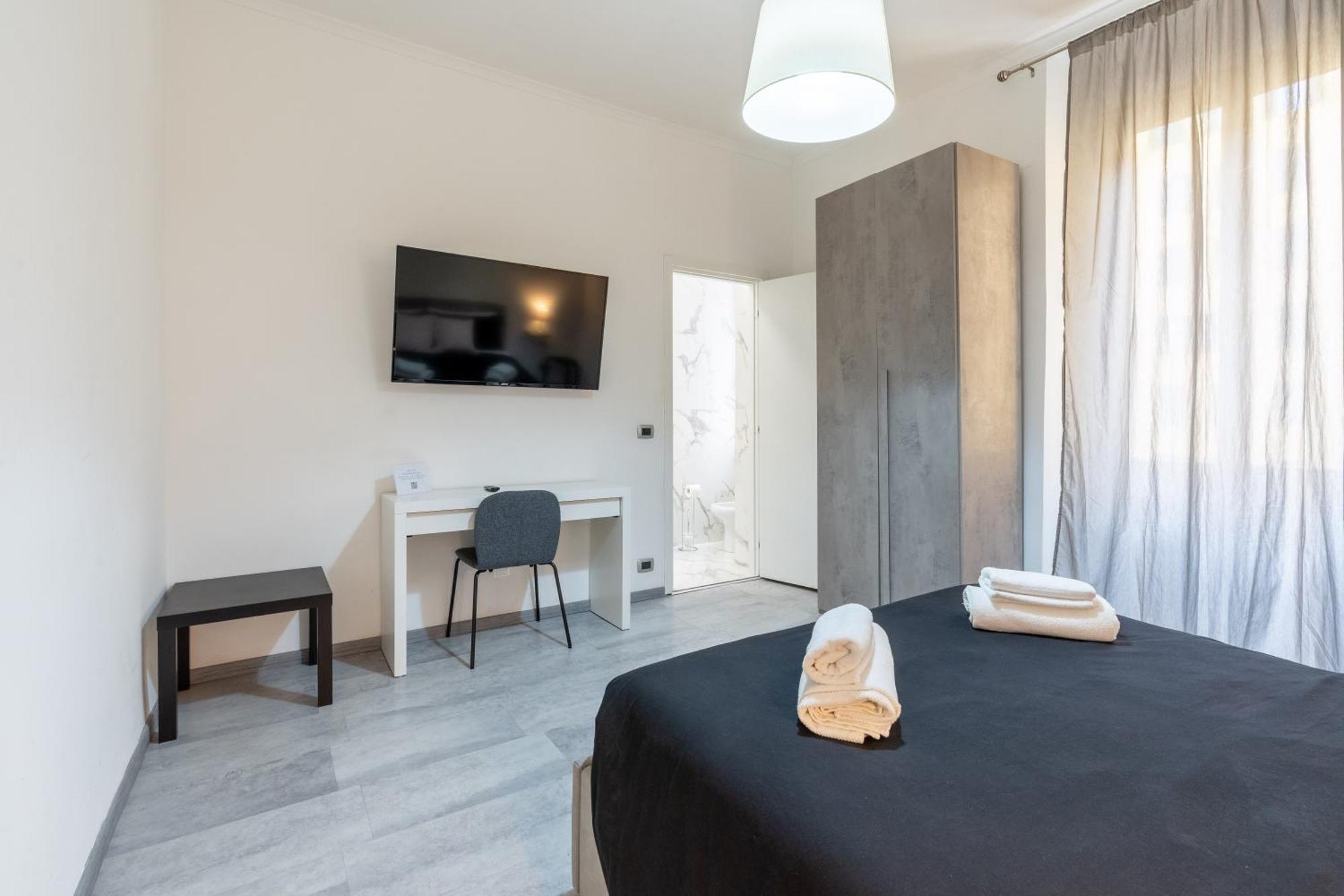 Amazing Apartment Near To Colosseo And Subway โรม ภายนอก รูปภาพ